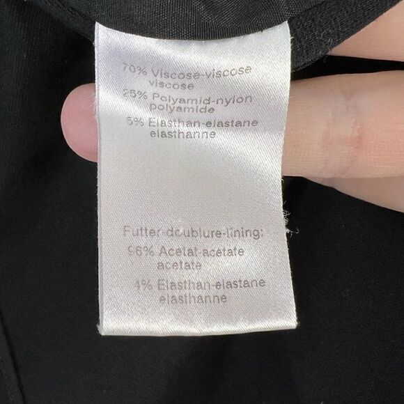 Akris Punto Black Stretch Knit Three Button Blazer - Picture 6 of 6